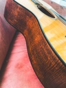 Martin 00 Custom Shop Spruce / Flamed Mahogany