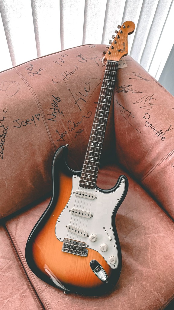 Fender Custom Shop 2020 '64 Stratocaster Journeyman Relic Faded 3 Tone Sunburst + HardCase