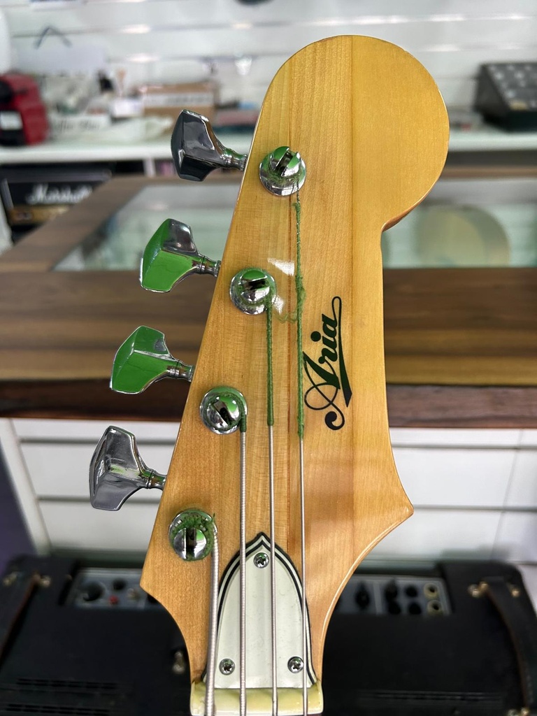 Basso Eletrico Aria 