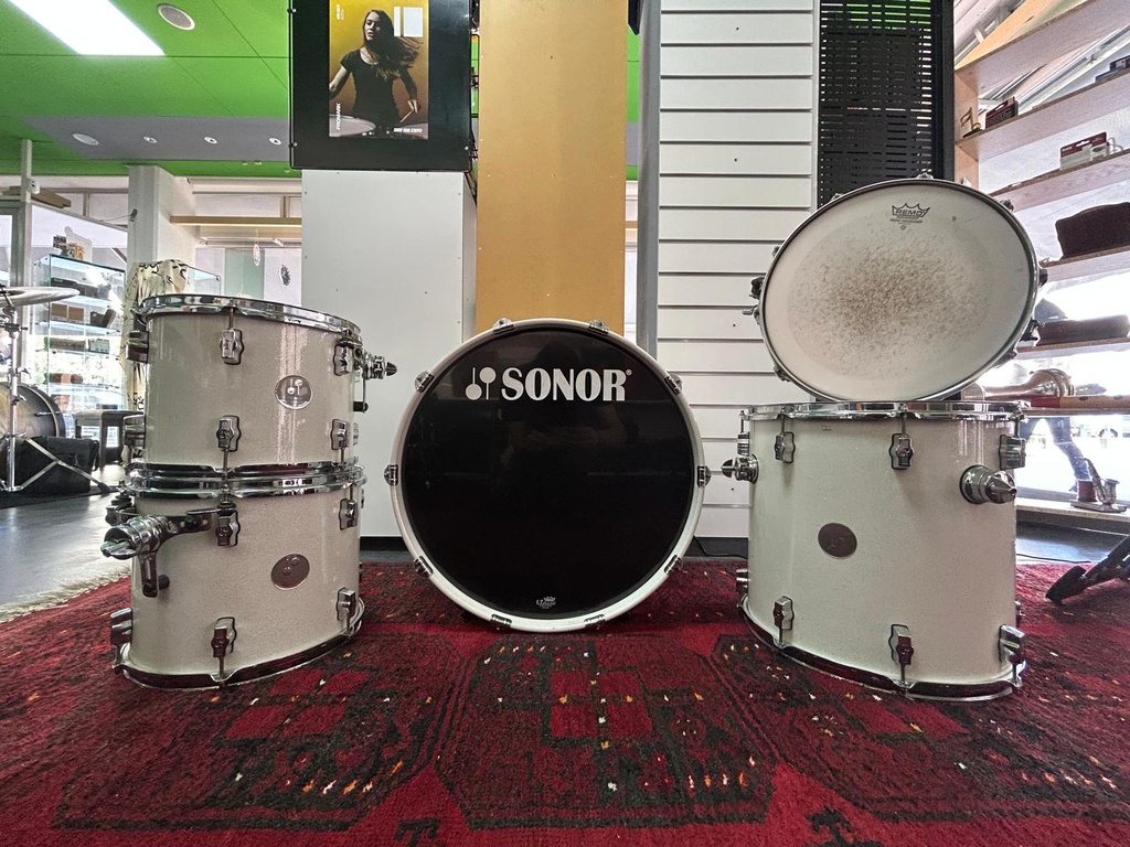 Batteria Sonor + set piatti